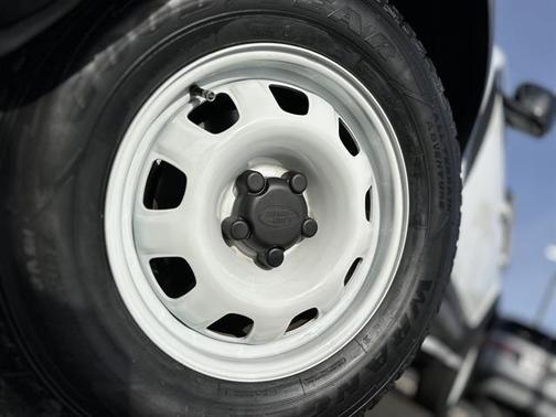 2023 Land Rover Defender 110 S