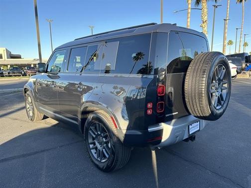 2024 Land Rover Defender 110 P300 S