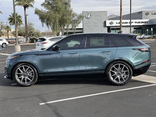 Giola Green 2026 Land Rover Range Rover Velar P250 Dynamic SE