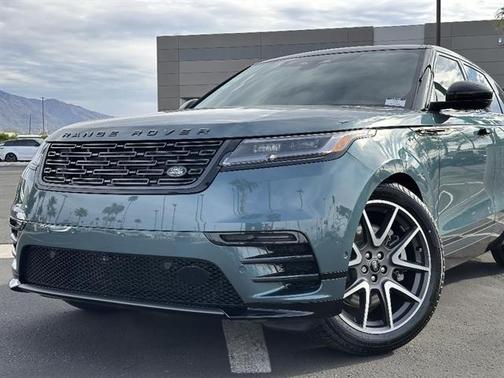 Giola Green 2026 Land Rover Range Rover Velar P250 Dynamic SE