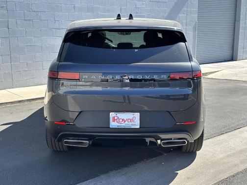 2025 Land Rover Range Rover Sport P360 SE