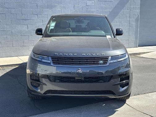 2025 Land Rover Range Rover Sport P360 SE
