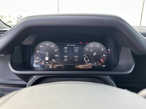 2023 Land Rover Defender 90 X-Dynamic SE