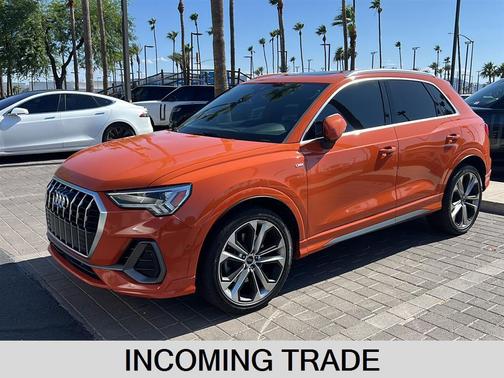 2020 Audi Q3 45 S line Prestige