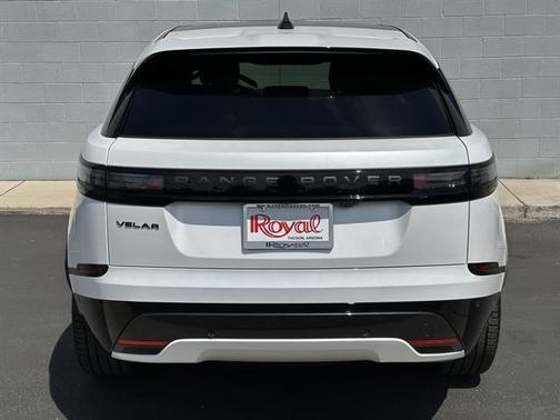 2026 Land Rover Range Rover Velar P400 Dynamic SE