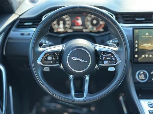 2024 Jaguar F-PACE P400 R-Dynamic S