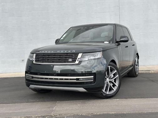 2025 Land Rover Range Rover P530 SE
