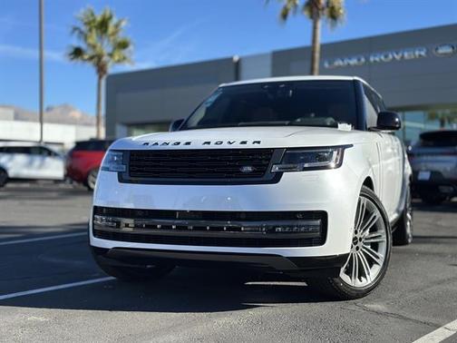 2026 Land Rover Range Rover P530 SE 7 Seat