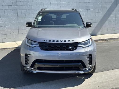 2025 Land Rover Discovery P360 Dynamic SE