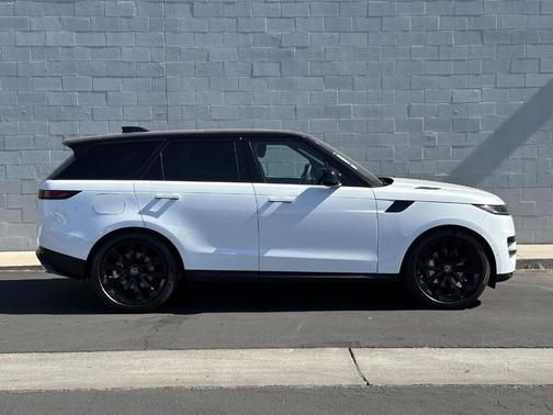 2025 Land Rover Range Rover Sport P360 SE