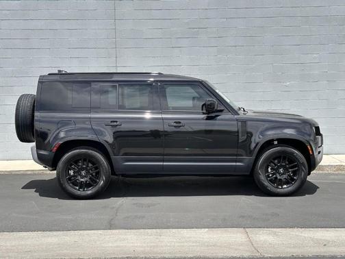 2025 Land Rover Defender P300
