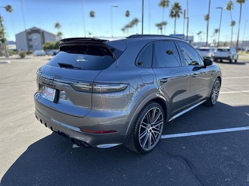 2021 Porsche Cayenne Turbo S