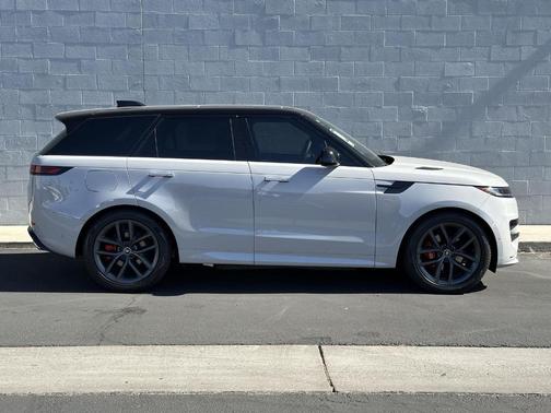 2025 Land Rover Range Rover Sport P460 Dynamic SE