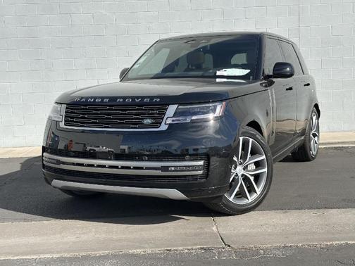 2025 Land Rover Range Rover P550e SE