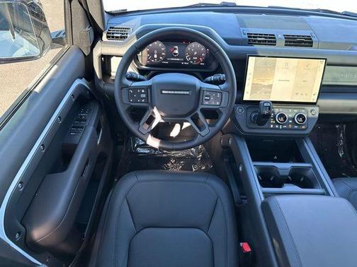 Fuji White 2026 Land Rover Defender P400 X-Dynamic SE
