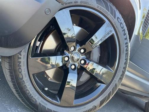 2024 Land Rover Defender 130 P400 S