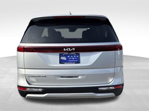 2022 Kia Carnival LXS