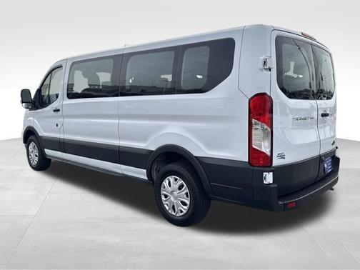 2022 Ford Transit-350 XLT