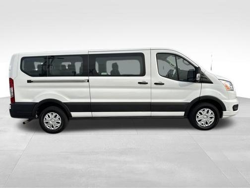 2022 Ford Transit-350 XLT