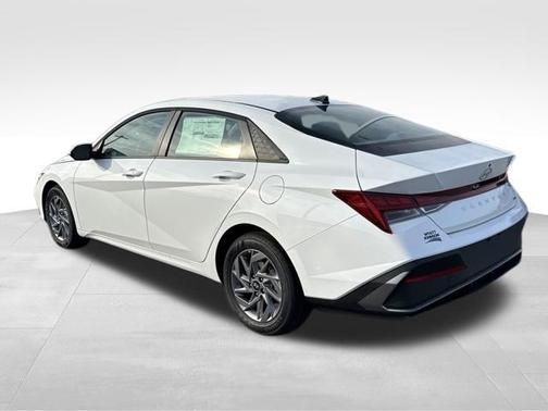 2026 Hyundai ELANTRA HEV Blue