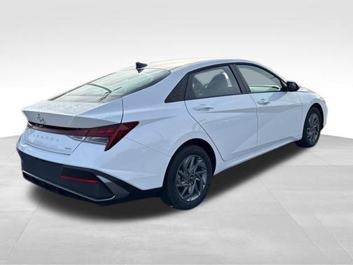 2026 Hyundai ELANTRA HEV Blue