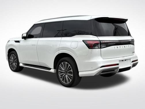 2025 INFINITI QX80 SENSORY AWD