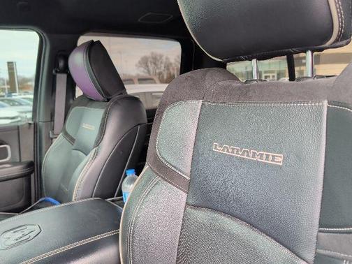 2021 RAM 2500 Laramie Crew Cab 4x4 6'4' Box