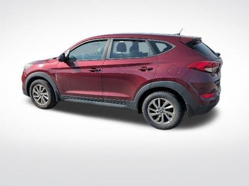 Ruby Wine 2017 Hyundai TUCSON SE
