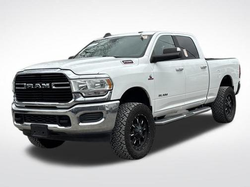 2019 RAM 2500 Big Horn Crew Cab 4x4 6'4' Box