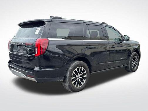 Black Metallic 2025 Ford Expedition Platinum