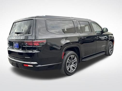 2024 Jeep Wagoneer L Series II 4x2