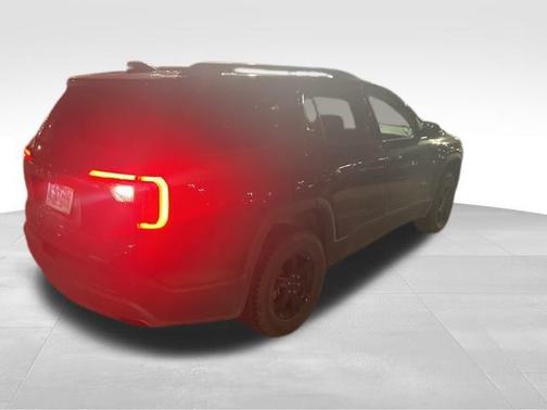 2022 GMC Acadia AWD AT4