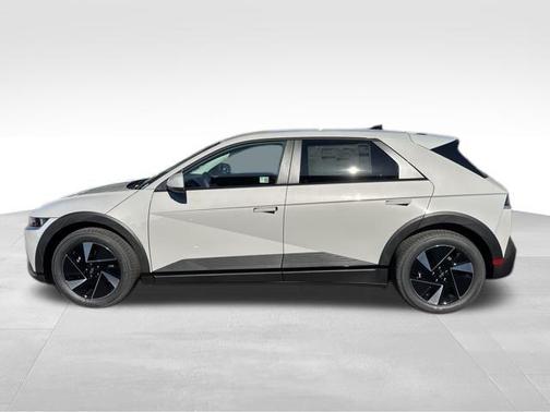 2026 Hyundai IONIQ 5 SE Standard Range