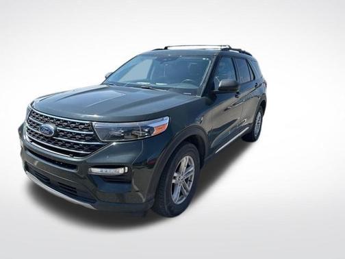 Green Metallic 2022 Ford Explorer XLT