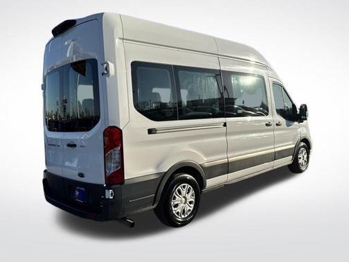 2022 Ford Transit-350 XLT