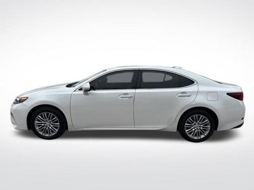 2017 Lexus ES 350 Base