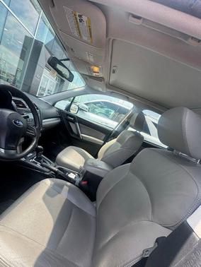Ice Silver Metallic 2015 Subaru Forester 2.5i Touring