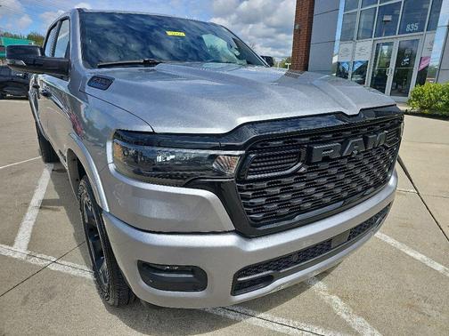 Billet Silver Metallic Clearcoat 2025 RAM 1500 Big Horn/Lone Star
