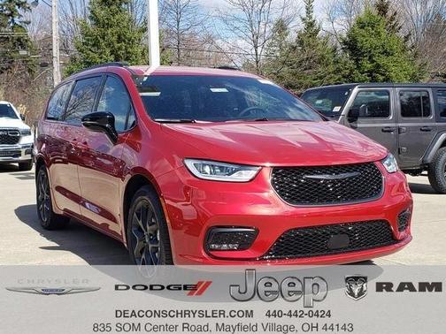 2026 Chrysler Pacifica Select