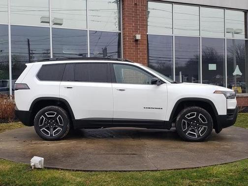 2026 Jeep Cherokee LAREDO/LIMITED