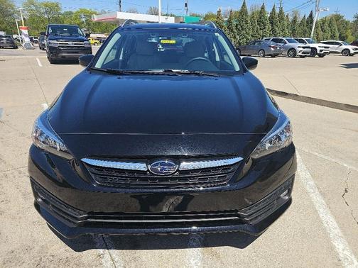 Crystal Black Silica 2021 Subaru Impreza 2.0i Premium