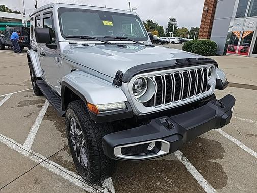 2024 Jeep Wrangler Sahara