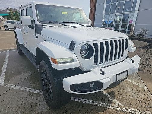 Bright White Clearcoat 2022 Jeep Gladiator Overland