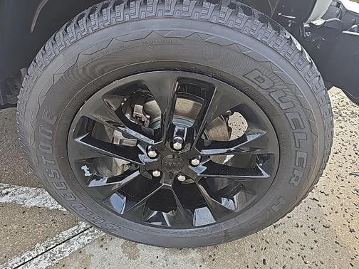 Bright White Clearcoat 2022 Jeep Gladiator Overland