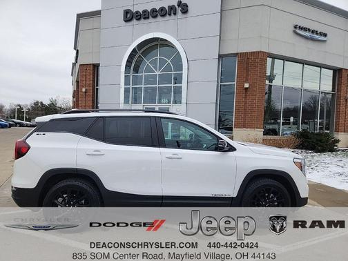 2023 GMC Terrain SLE