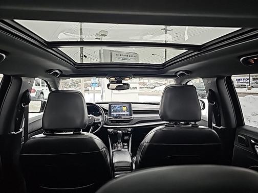 2022 Jeep Compass Altitude