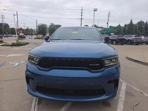 Frostbite 2025 Dodge Durango GT
