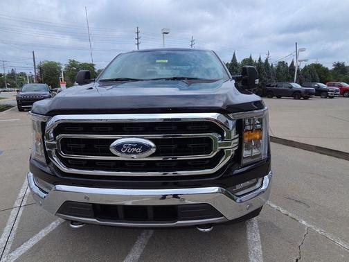 Black Metallic 2021 Ford F-150 XLT