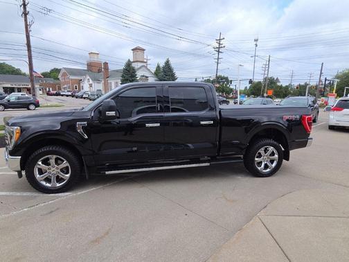 Black Metallic 2021 Ford F-150 XLT