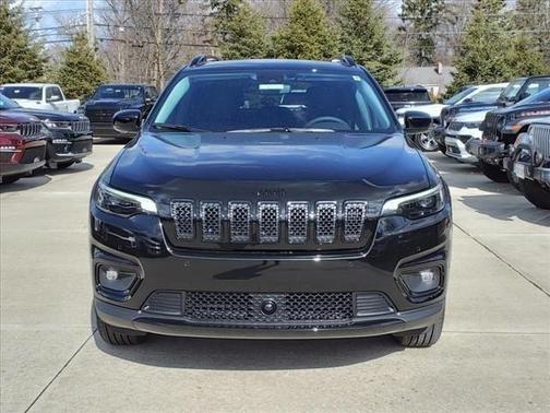 2023 Jeep Cherokee Altitude Lux